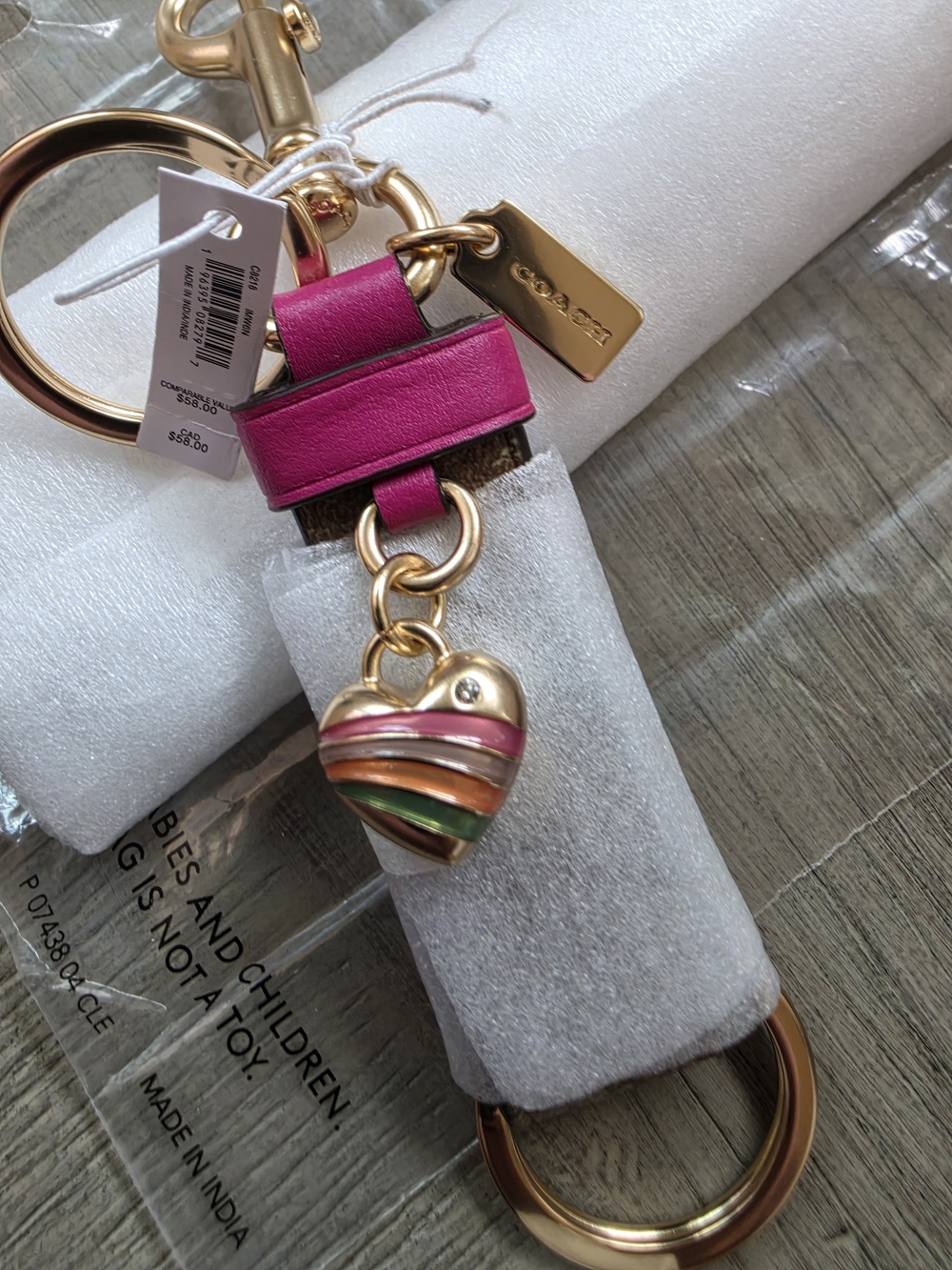 Coach Signature Tan & Pink Leather Heart Charm Key Ring - Picture 3 of 7